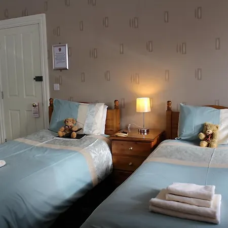 فندق مبيت وإفطار The Middleham ويتبي
