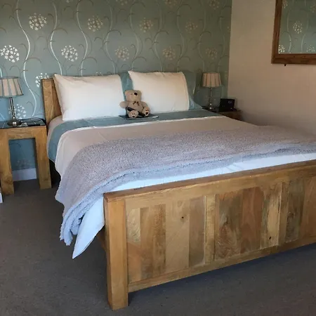 The Middleham Couette-café